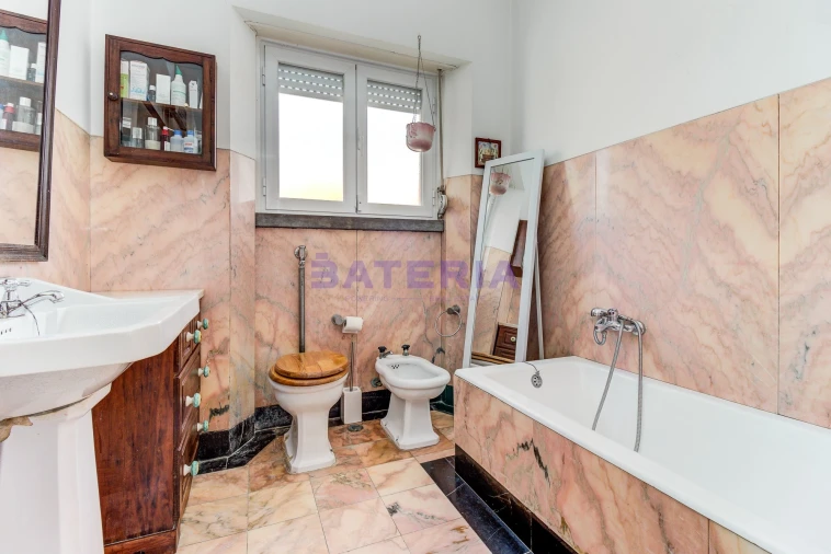 Moradia T5 para Venda em Algés, Linda-A-Velha e Cruz Quebrada-Dafundo Foto 25