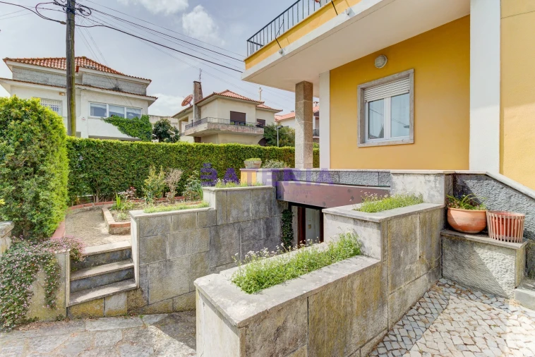 Moradia T5 para Venda em Algés, Linda-A-Velha e Cruz Quebrada-Dafundo Foto 41