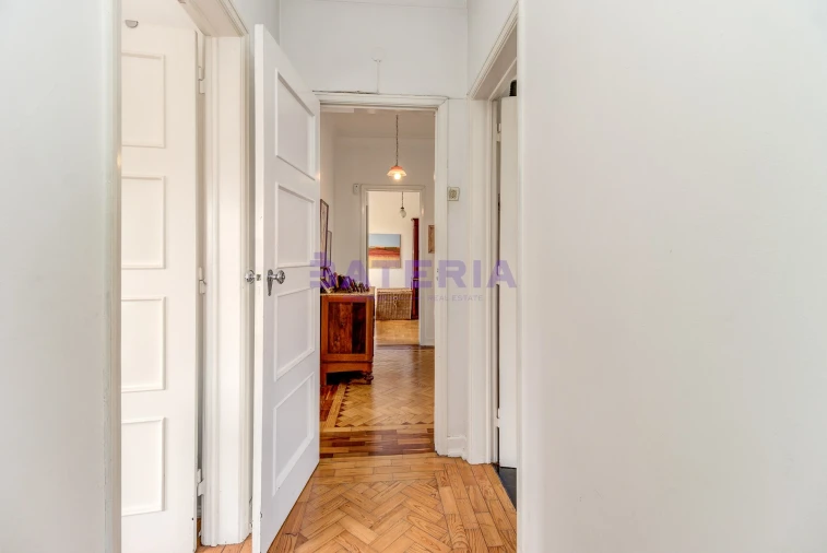 Moradia T5 para Venda em Algés, Linda-A-Velha e Cruz Quebrada-Dafundo Foto 18