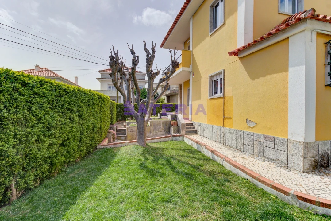 Moradia T5 para Venda em Algés, Linda-A-Velha e Cruz Quebrada-Dafundo Foto 42