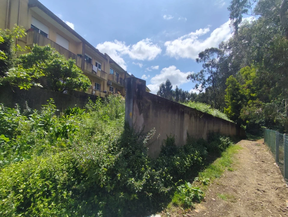 Terreno para Venda em Sandim, Olival, Lever e Crestuma Foto 1