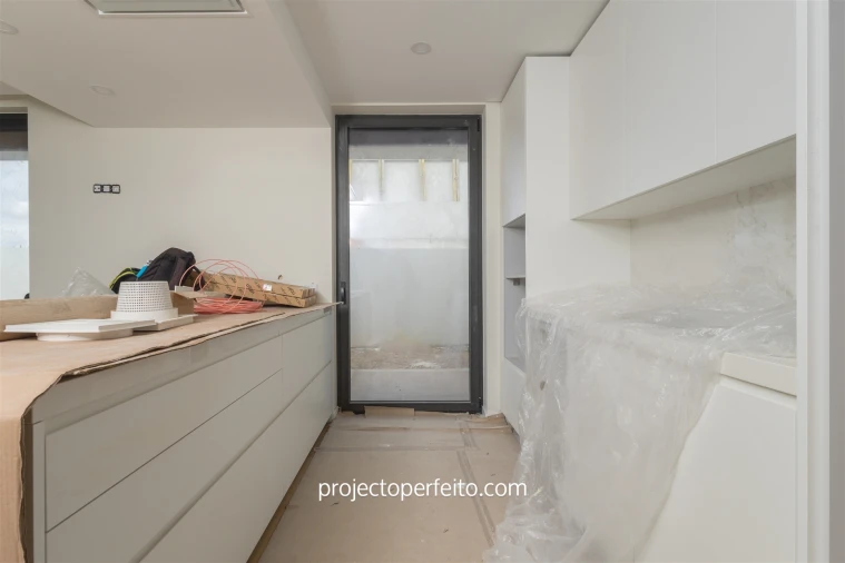 Moradia T4 para Venda em Madalena Foto 11