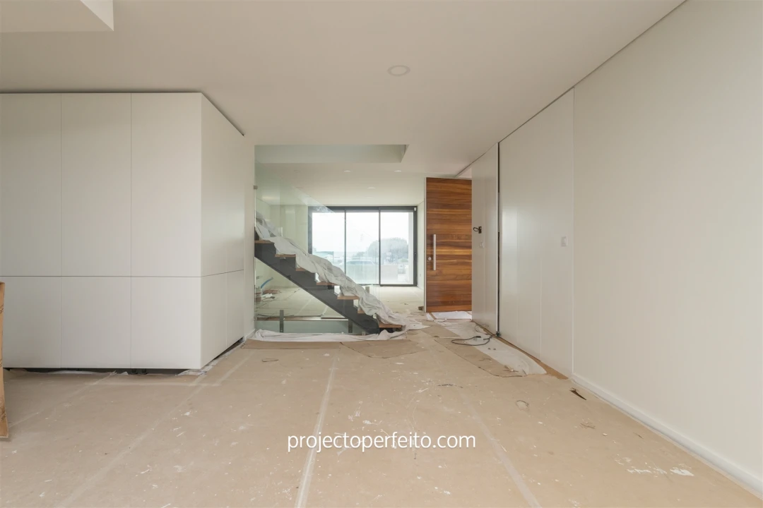 Moradia T4 para Venda em Madalena Foto 12