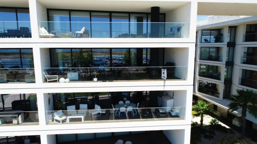 Apartamento T2 para Venda em Olhão Foto 8