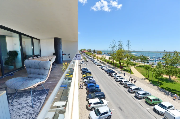Apartamento T2 para Venda em Olhão Foto 24