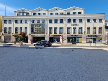 Loja para Arrendamento em Buarcos