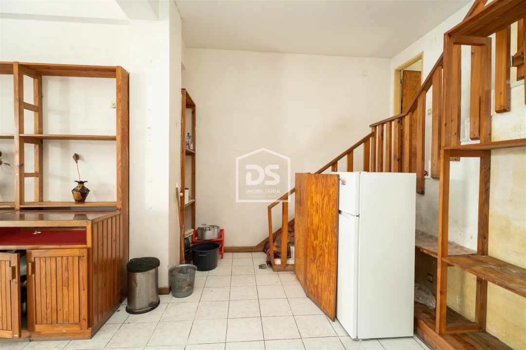 Loja para Arrendamento em Marinha Grande Foto 3