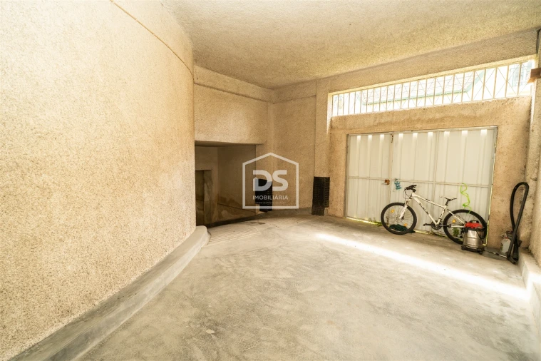 Loja para Arrendamento em Marinha Grande Foto 13