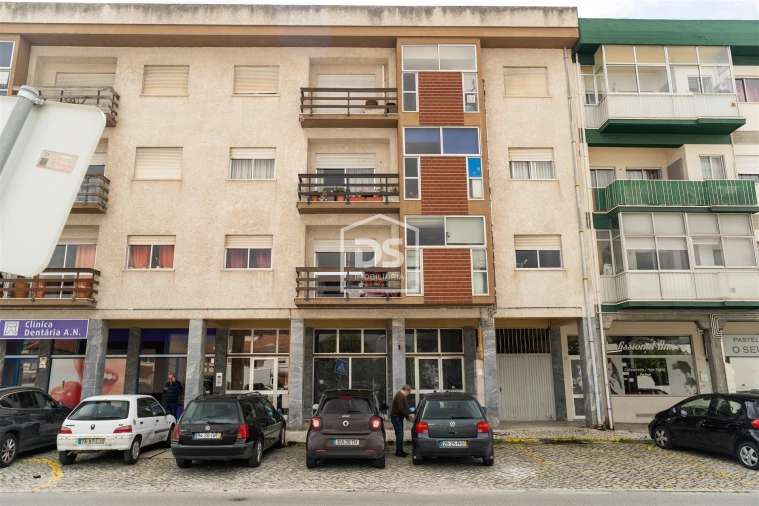 Loja para Arrendamento em Marinha Grande Foto 19