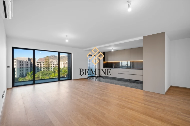 Apartamento T2 para Venda em São Martinho Foto 1