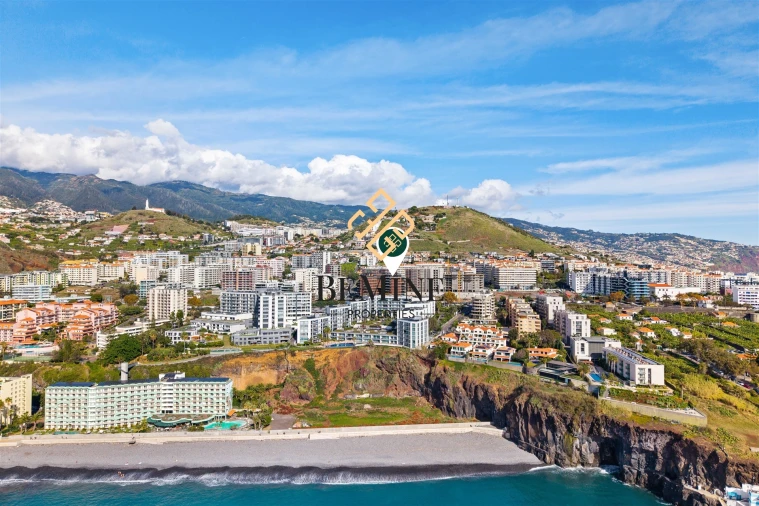 Apartamento T2 para Venda em São Martinho Foto 53