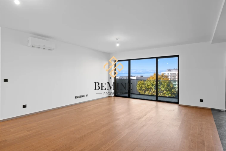 Apartamento T2 para Venda em São Martinho Foto 8