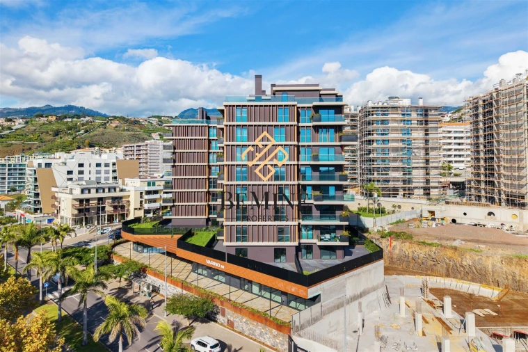 Apartamento T2 para Venda em São Martinho Foto 51