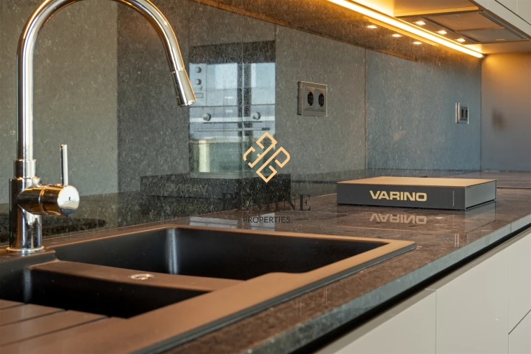 Apartamento T2 para Venda em São Martinho Foto 6