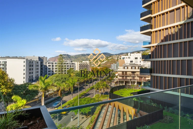 Apartamento T2 para Venda em São Martinho Foto 30