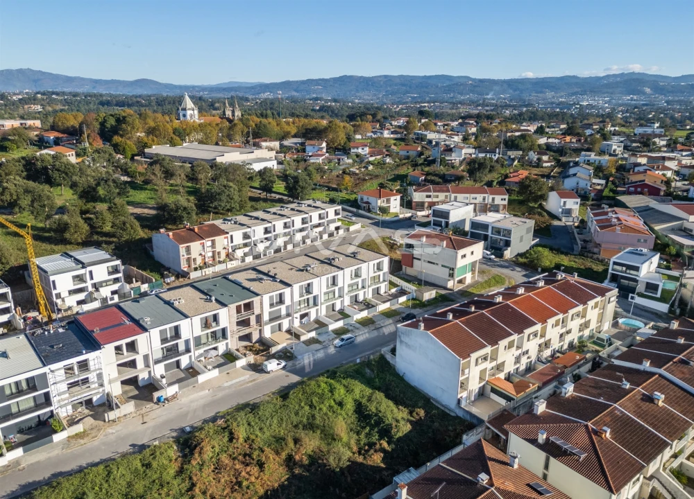 Terreno para Venda em Soutelo Foto 21