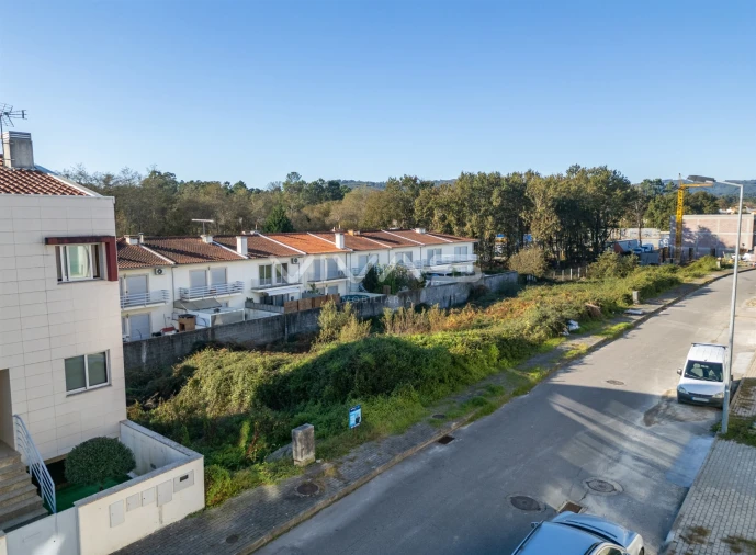 Terreno para Venda em Soutelo Foto 10