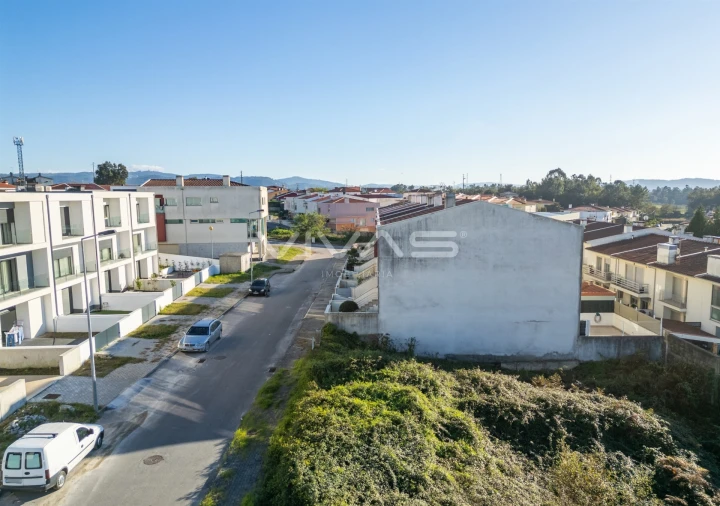 Terreno para Venda em Soutelo Foto 7