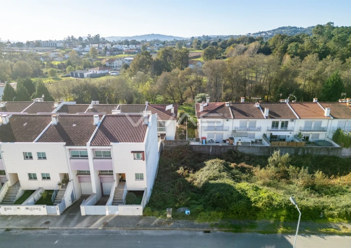 Terreno para Venda em Soutelo Foto 4