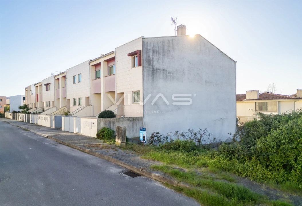 Terreno para Venda em Soutelo Foto 14