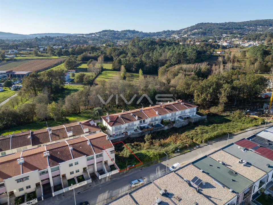 Terreno para Venda em Soutelo Foto 18