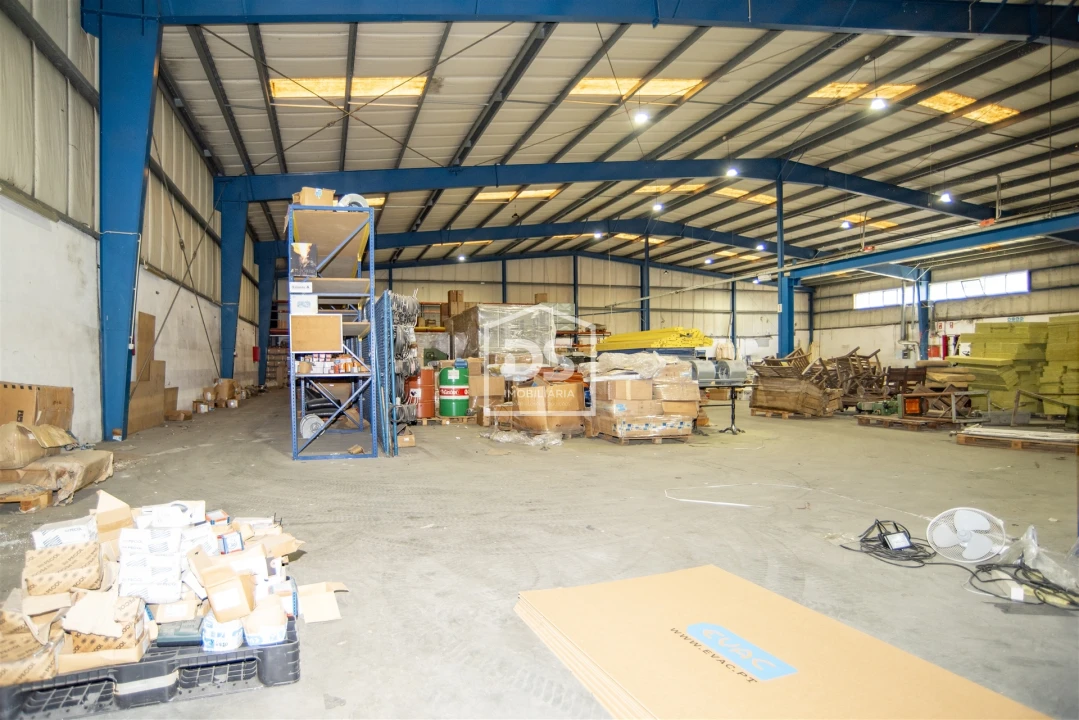 Armazém para Venda em Penafiel Foto 22