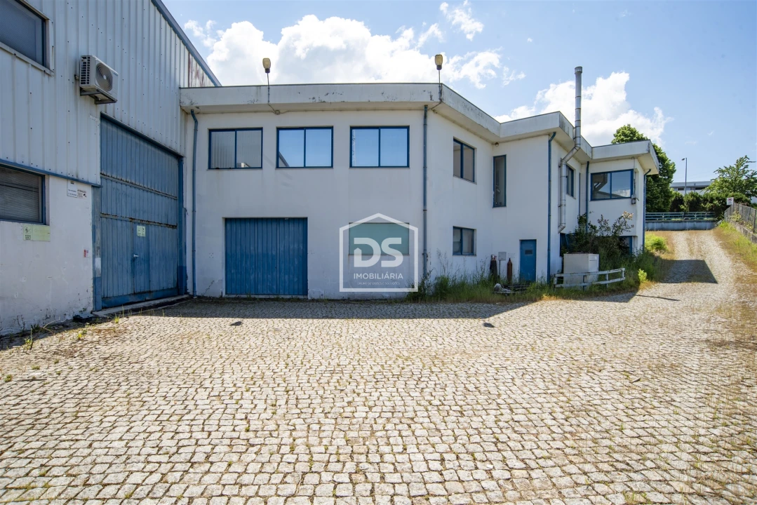 Armazém para Venda em Penafiel Foto 31