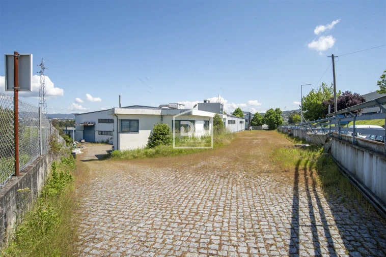 Armazém para Venda em Penafiel Foto 6