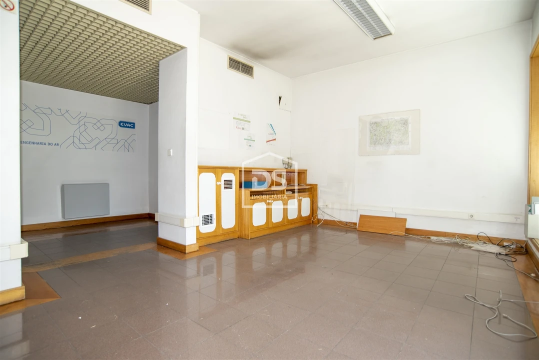 Armazém para Venda em Penafiel Foto 7