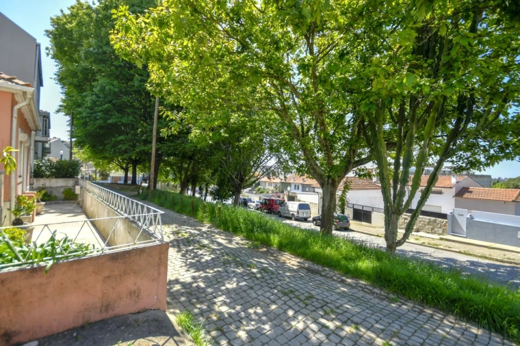 Terreno para Venda em Lordelo do Ouro e Massarelos Foto 16