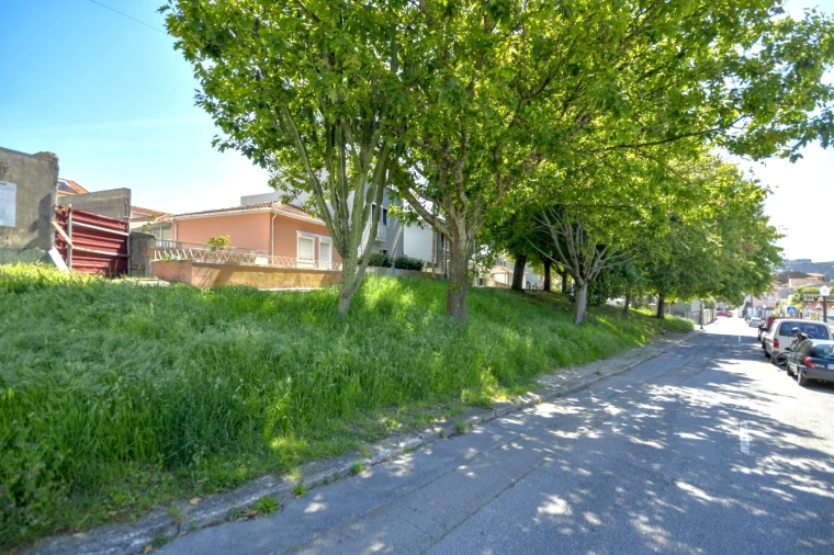 Terreno para Venda em Lordelo do Ouro e Massarelos Foto 12