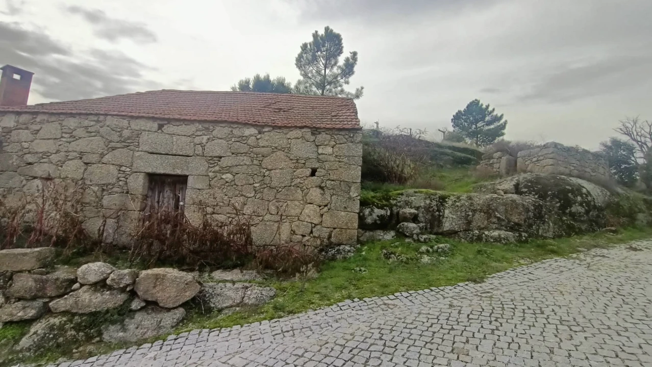 Moradia T0 para Venda em Bendada Foto 10