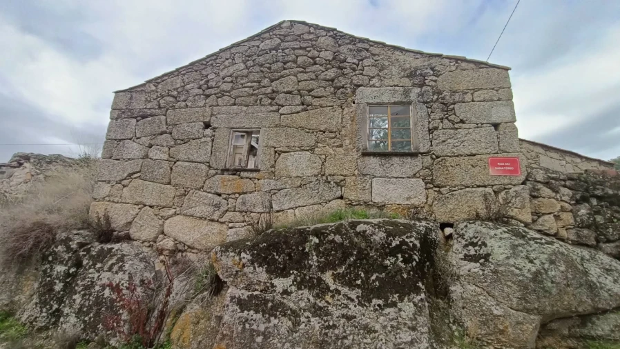 Moradia T0 para Venda em Bendada Foto 4