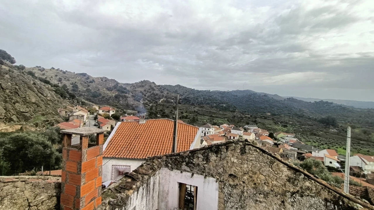 Moradia T0 para Venda em Bendada Foto 5