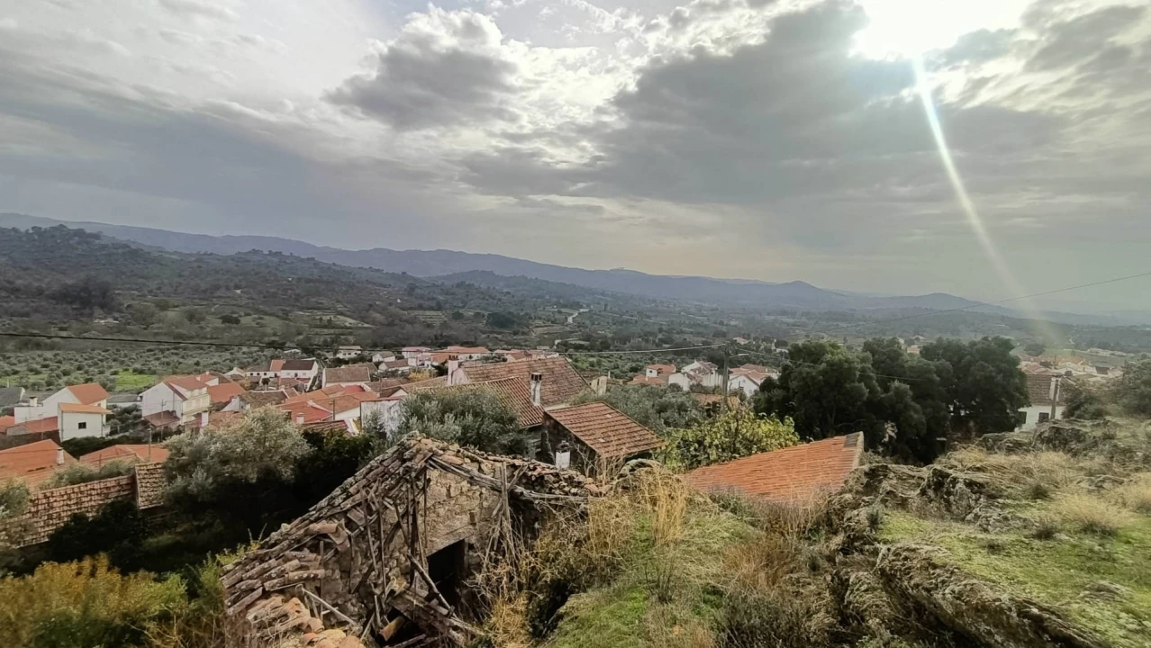 Moradia T0 para Venda em Bendada Foto 6