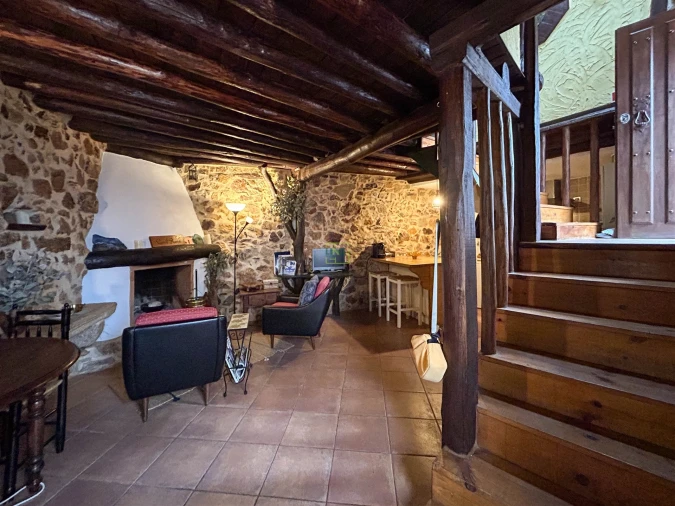 Moradia T1 para Venda em Penha Garcia Foto 6