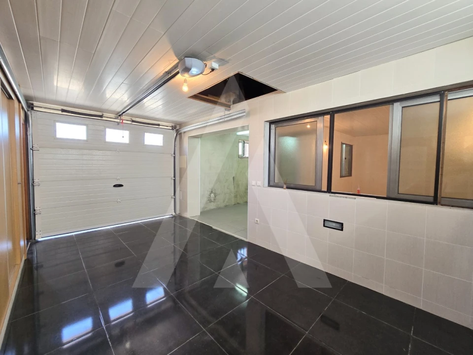 Garagem para Venda em Gafanha da Boa Hora Foto 1