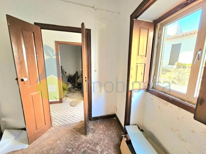 Moradia T4 para Venda em Alferce Foto 22