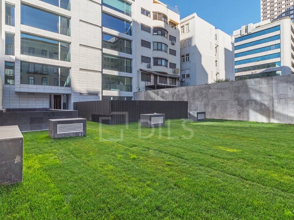 Apartamento T2 para Venda em Avenidas Novas Foto 5
