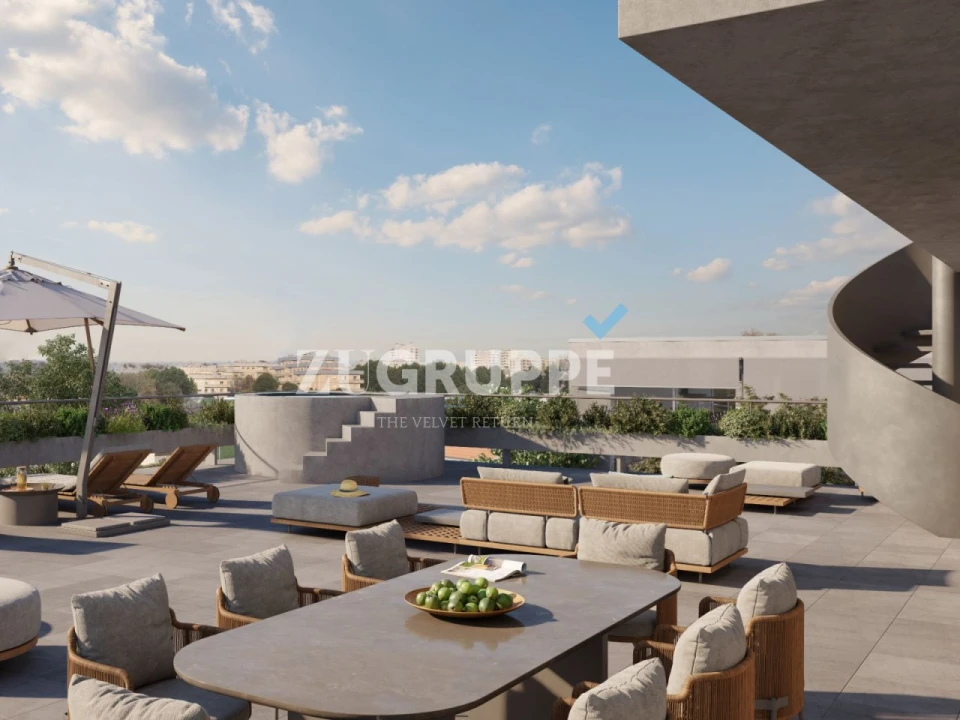 Apartamento T4 para Venda em Lordelo do Ouro e Massarelos Foto 3