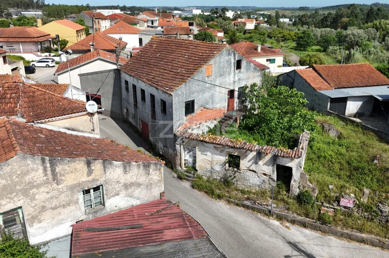 Moradia T3 para Venda em Pampilhosa Foto 11