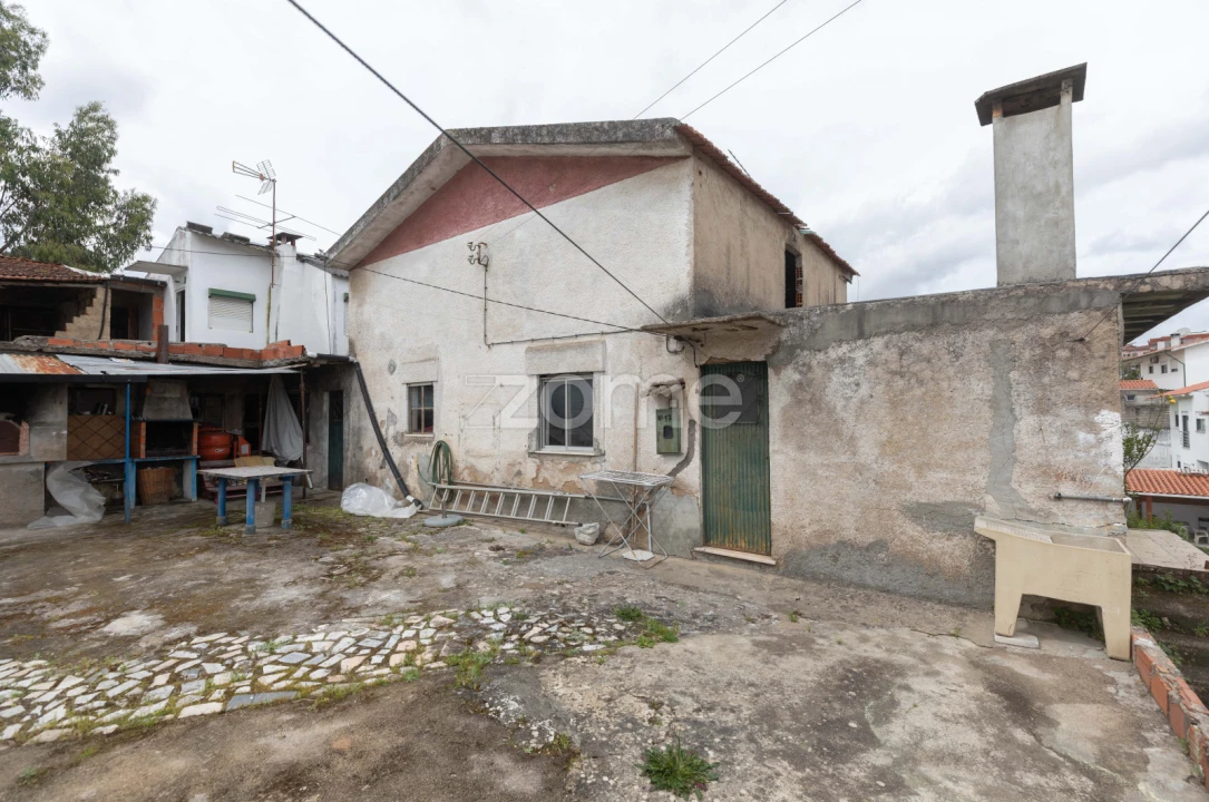 Moradia T6 para Venda em São Martinho do Bispo e Ribeira de Frades Foto 1