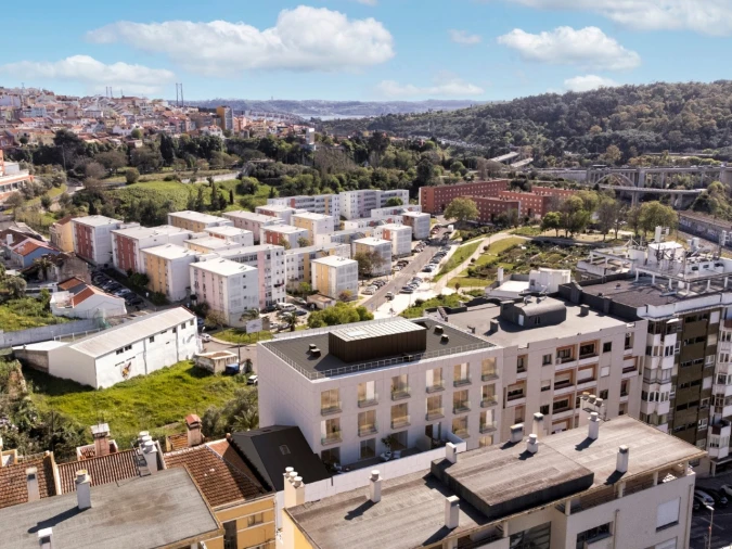 Apartamento T3 para Venda em Campolide Foto 17