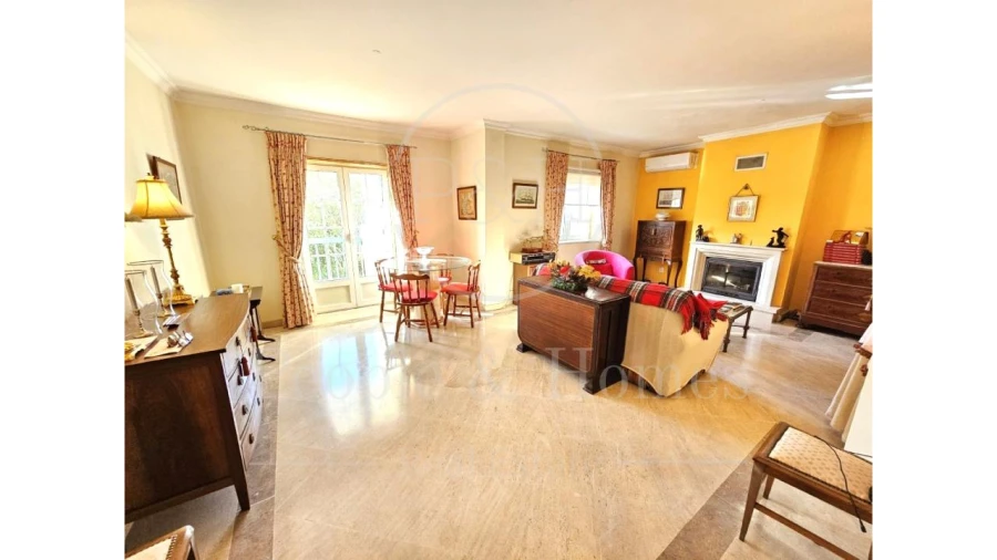 Apartamento T2 para Arrendamento em Alcabideche Foto 8