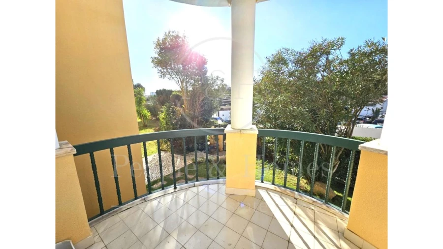 Apartamento T2 para Arrendamento em Alcabideche Foto 15