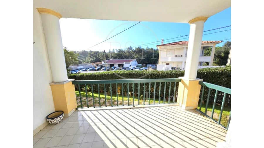 Apartamento T2 para Arrendamento em Alcabideche Foto 30