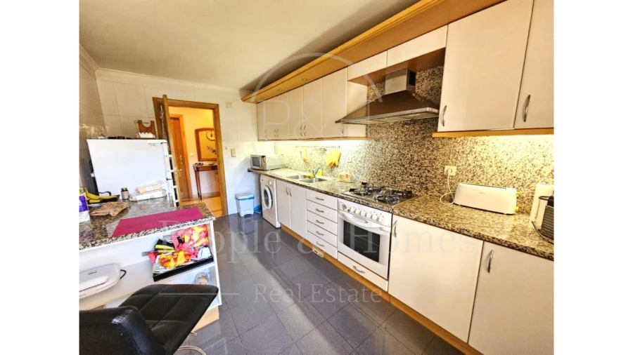 Apartamento T2 para Arrendamento em Alcabideche Foto 17