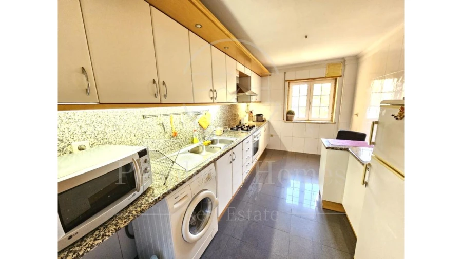 Apartamento T2 para Arrendamento em Alcabideche Foto 19