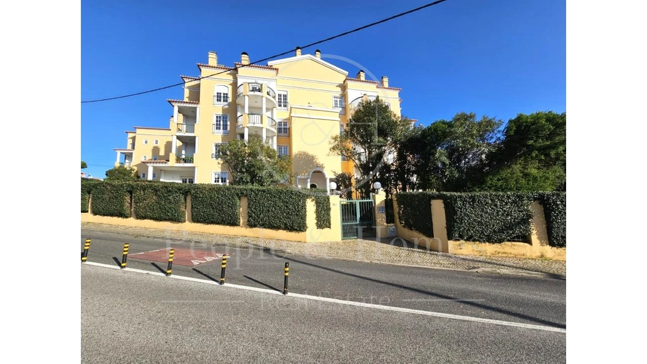 Apartamento T2 para Arrendamento em Alcabideche Foto 34