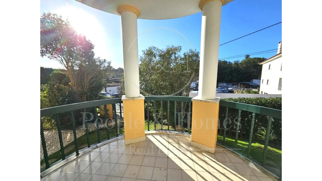 Apartamento T2 para Arrendamento em Alcabideche Foto 14